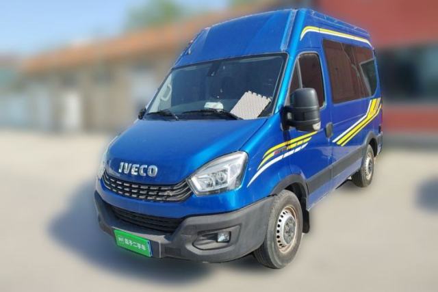 Used Iveco Eurocargo 2021 3.0T Automatic Chaorui Short Wheelbase High-Roof Side-Sliding Door F1C