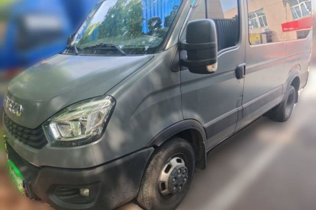 Used Iveco Eurocargo 2021 2.0T Manual Super Rui Long Wheelbase Short Overhang High Roof Side-Sliding Door F1A