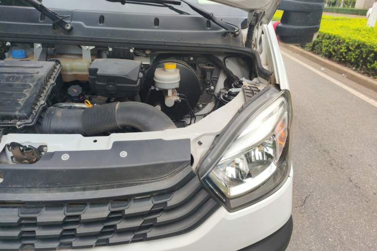 Used Iveco Eurocargo 2021 2.0T Manual Super-Rui Short Wheelbase Low-Roof Side-Hinged Door F1A Engine Bay Left