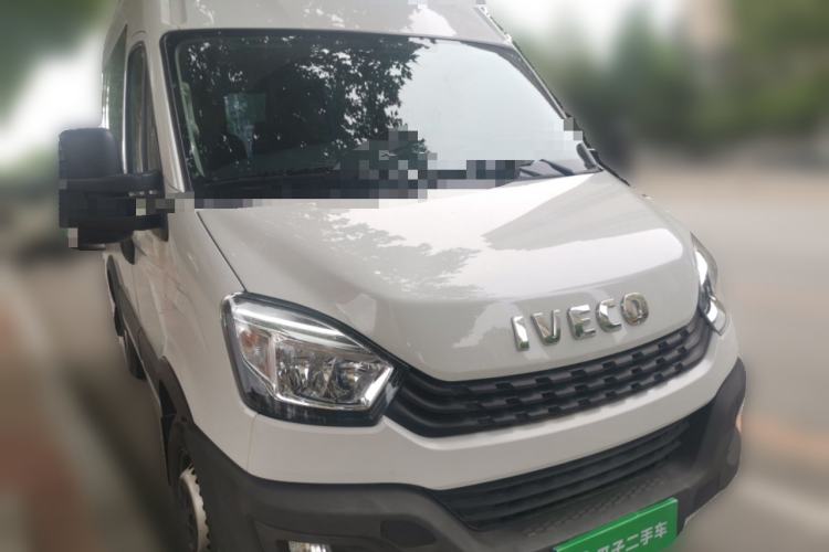 Used Iveco Eurocargo 2021 2.0T Manual Super-Rui Short Wheelbase High-Roof Side-Sliding Door F1A Front Right 45 Deg