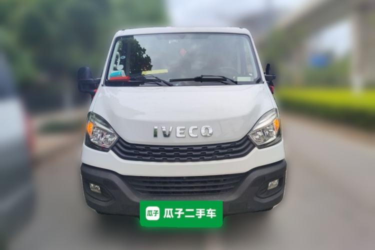 Used Iveco Eurocargo 2021 2.0T Manual Super-Rui Short Wheelbase Low-Roof Side-Hinged Door F1A Front