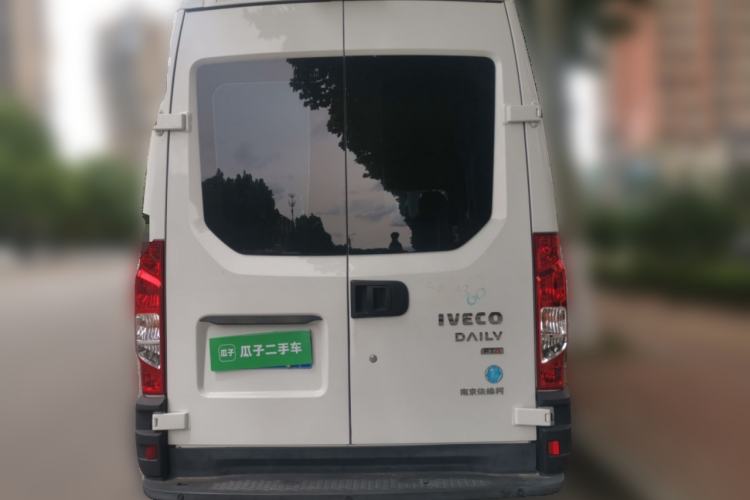 Used Iveco Eurocargo 2021 2.0T Manual Super-Rui Short Wheelbase High-Roof Side-Sliding Door F1A Rear