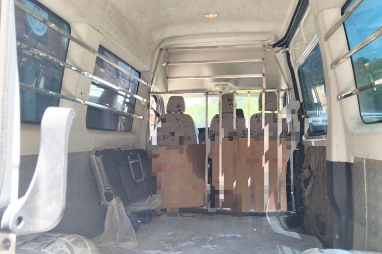Used Iveco Eurocargo 2021 2.0T Manual Super Rui Long Wheelbase Short Overhang High Roof Side-Sliding Door F1A Trunk