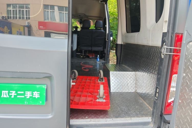 Used Iveco Eurocargo 2021 2.0T Manual Super Rui Long Wheelbase Short Overhang High Roof Side-Sliding Door F1A Trunk