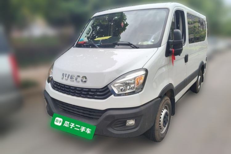 Used Iveco Eurocargo 2021 2.0T Manual Super-Rui Short Wheelbase Low-Roof Side-Hinged Door F1A Guazi used car, China used car export, Used car for sale, Used  cars, Cheapest cars for sale