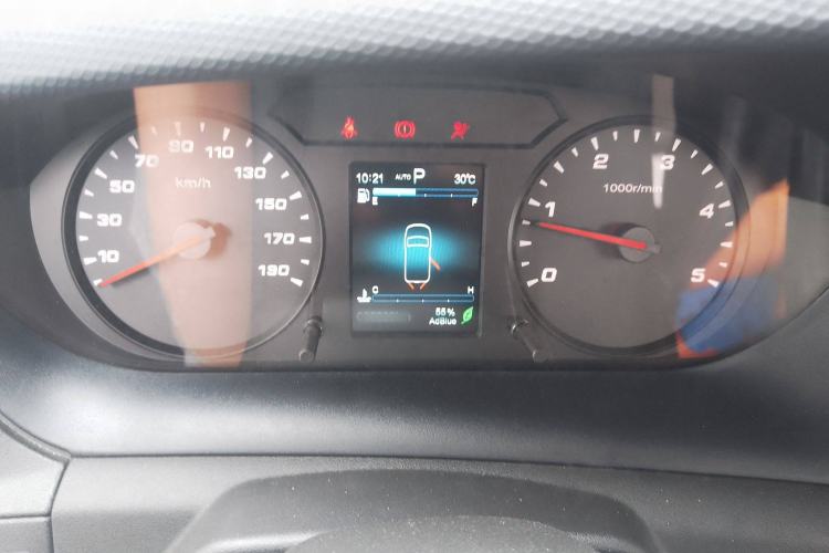Used Iveco Eurocargo 2021 3.0T Automatic Chaorui Short Wheelbase High-Roof Side-Sliding Door F1C Instrument Cluster
