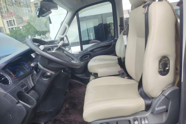 Used Iveco Eurocargo  Left Front Seat