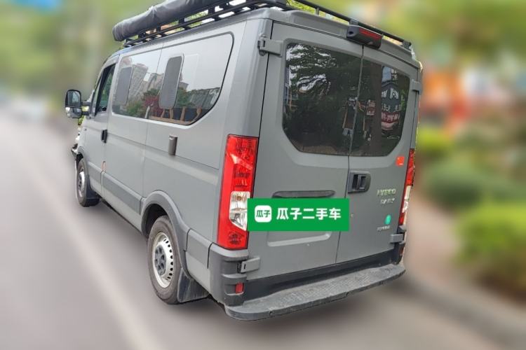 Used Iveco Eurocargo 2021 3.0T Automatic Chao Rui Short Wheelbase Low-Roof Side-Sliding Door F1C Rear Left 45 Deg