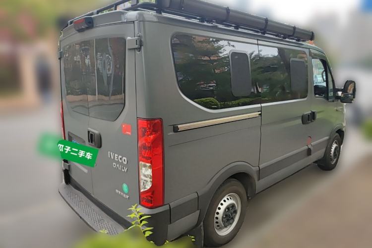 Used Iveco Eurocargo 2021 3.0T Automatic Chao Rui Short Wheelbase Low-Roof Side-Sliding Door F1C Rear Right 45 Deg
