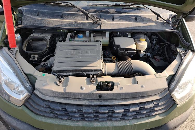 Used Iveco Eurocargo 2021 2.0T Manual Super-Rui Short Wheelbase Low-Roof Side-Hinged Door F1A Engine Bay