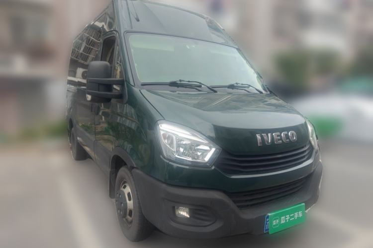 Used Iveco Eurocargo 2021 2.0T Manual Super-Rui Long Wheelbase Short Overhang High Roof Manual Doors F1A Front Right 45 Deg