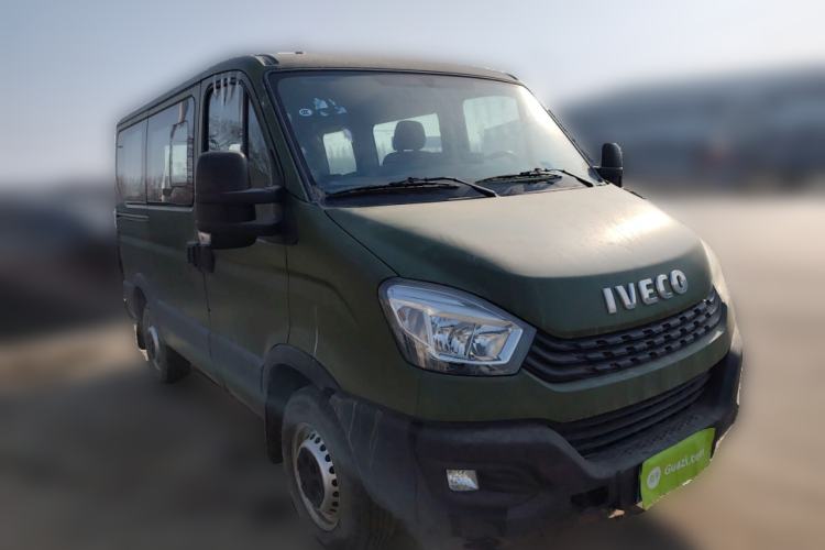 Used Iveco Eurocargo 2021 2.0T Manual Super-Rui Short Wheelbase Low-Roof Side-Hinged Door F1A Front Right 45 Deg
