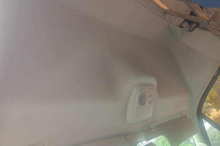Used Iveco Eurocargo 2021 2.0T Manual Super-Rui Long Wheelbase Short Overhang High Roof Manual Doors F1A Headliner