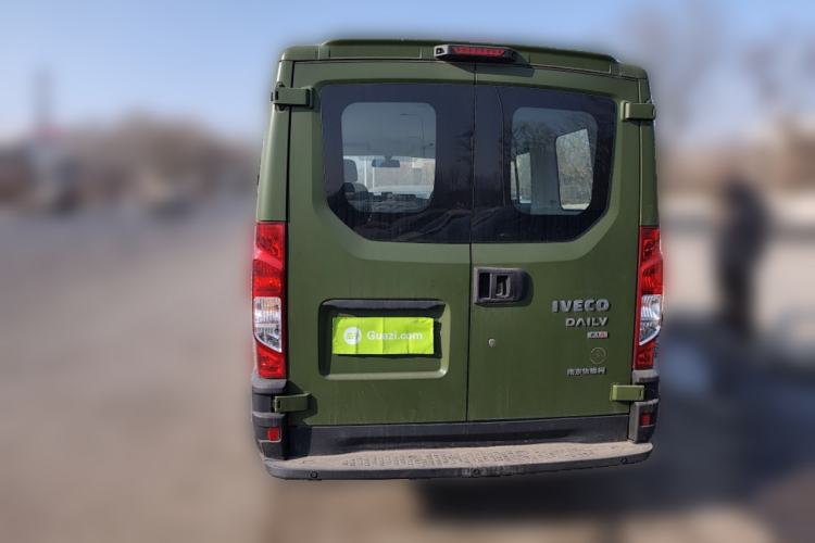Used Iveco Eurocargo 2021 2.0T Manual Super-Rui Short Wheelbase Low-Roof Side-Hinged Door F1A Rear