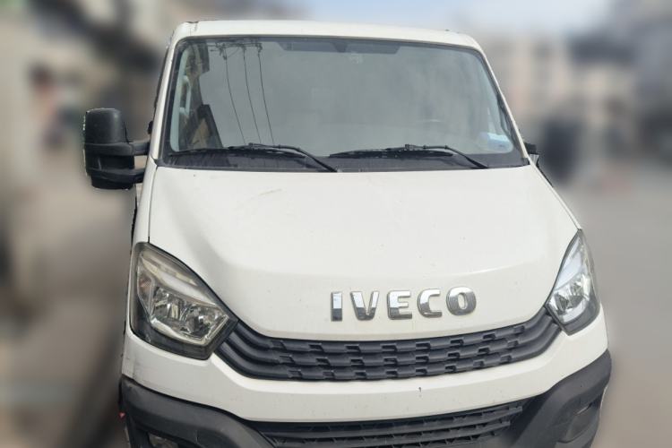 Used Iveco Eurocargo 2021 2.0T Manual Super-Rui Short Wheelbase Low-Roof Side-Hinged Door F1A Front