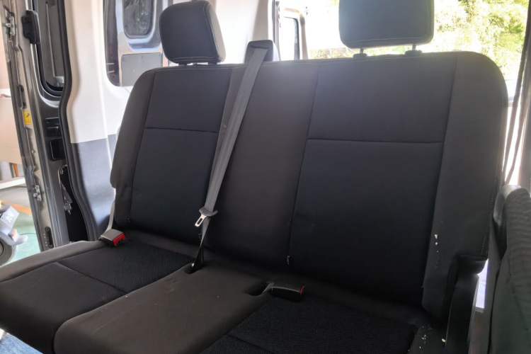 Used Iveco Eurocargo 2021 2.0T Manual Super-Rui Short Wheelbase High-Roof Side-Sliding Door F1A Left Rear Seat