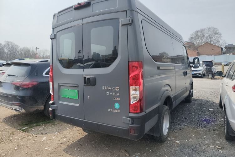 Used Iveco Eurocargo 2021 2.0T Manual Super-Rui Short Wheelbase High-Roof Side-Sliding Door F1A Rear Right 45 Deg