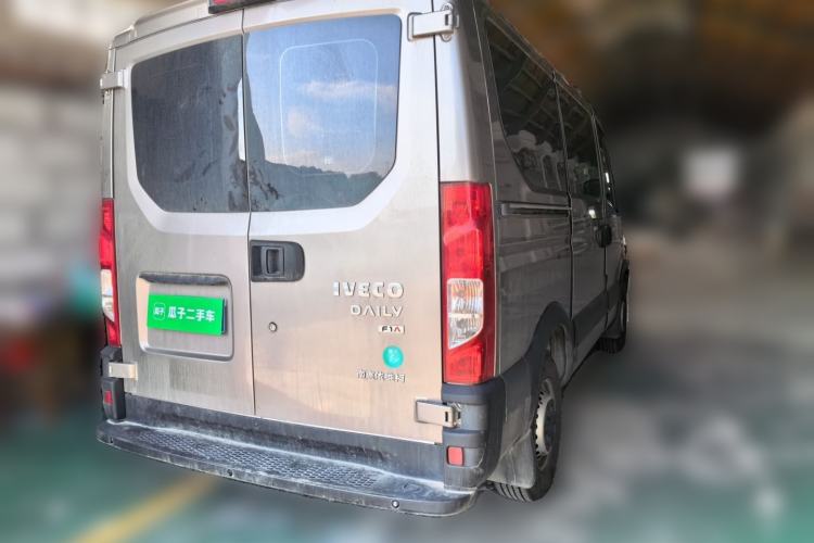 Used Iveco Eurocargo 2021 2.0T Manual Super-Rui Short Wheelbase High-Roof Side-Sliding Door F1A Rear Right 45 Deg