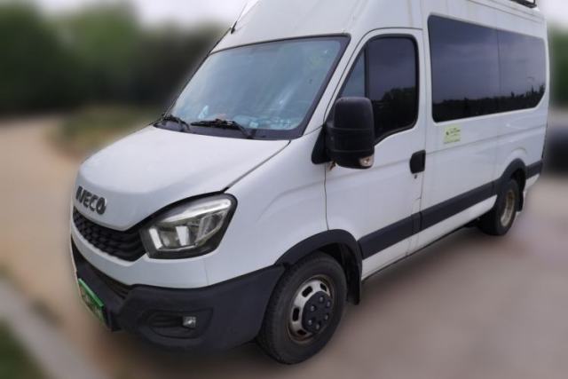 Used Iveco Eurocargo 2021 2.0T Manual Super Rui Long Wheelbase Short Overhang High Roof Side-Sliding Door F1A