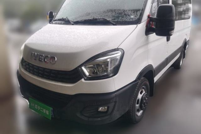 Used Iveco Eurocargo 2021 2.0T Manual Super Rui Long Wheelbase Short Overhang High Roof Side-Sliding Door F1A