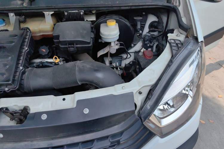 Used Iveco Eurocargo 2021 2.0T Manual Super-Rui Short Wheelbase Low-Roof Side-Hinged Door F1A Engine Bay Left