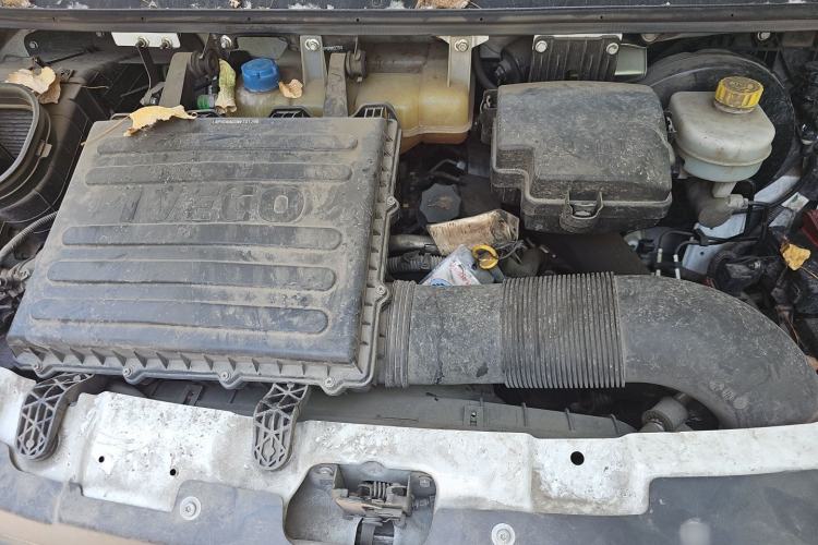 Used Iveco Eurocargo 2021 2.0T Manual Super-Rui Short Wheelbase High-Roof Side-Sliding Door F1A Engine Bay