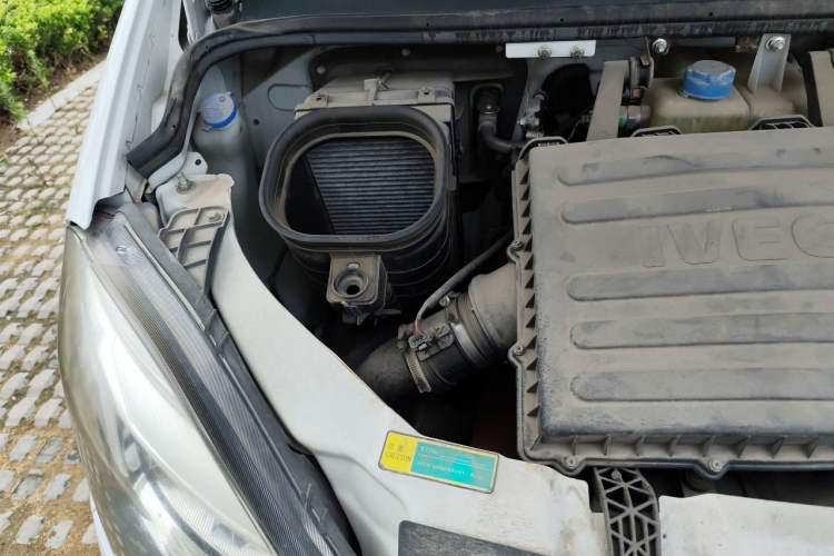Used Iveco Eurocargo  Engine Bay Right