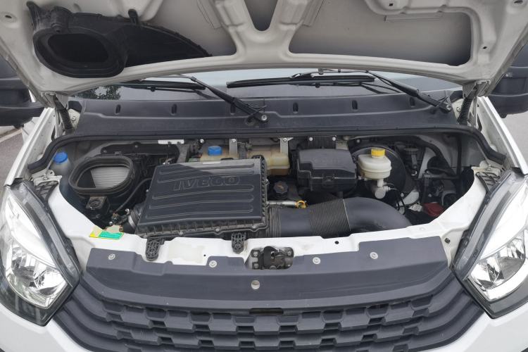 Used Iveco Eurocargo 2021 2.0T Manual Super-Rui Short Wheelbase Low-Roof Side-Hinged Door F1A Engine Bay