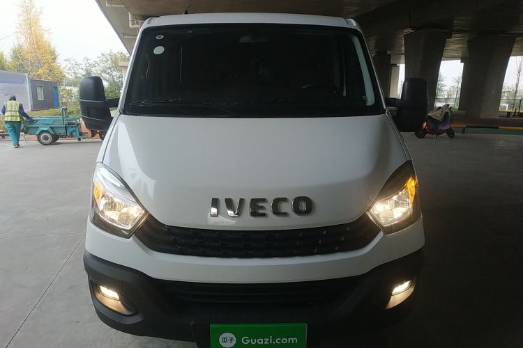 Used Iveco Eurocargo 2021 2.0T Manual Super-Rui Short Wheelbase Low-Roof Side-Hinged Door F1A Exterior 1