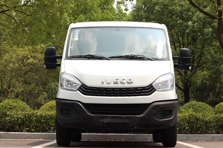 Used Iveco Eurocargo 2021 2.0T Manual - Yunrui Short Wheelbase Low-Roof Manual Door F1A Exterior 1