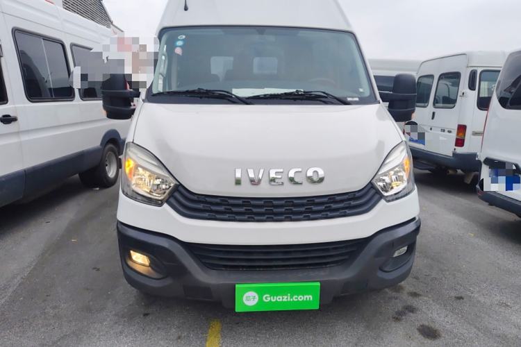 Used Iveco Eurocargo 2021 2.0T Manual Super-Rui Short Wheelbase High-Roof Side-Sliding Door F1A Exterior 1