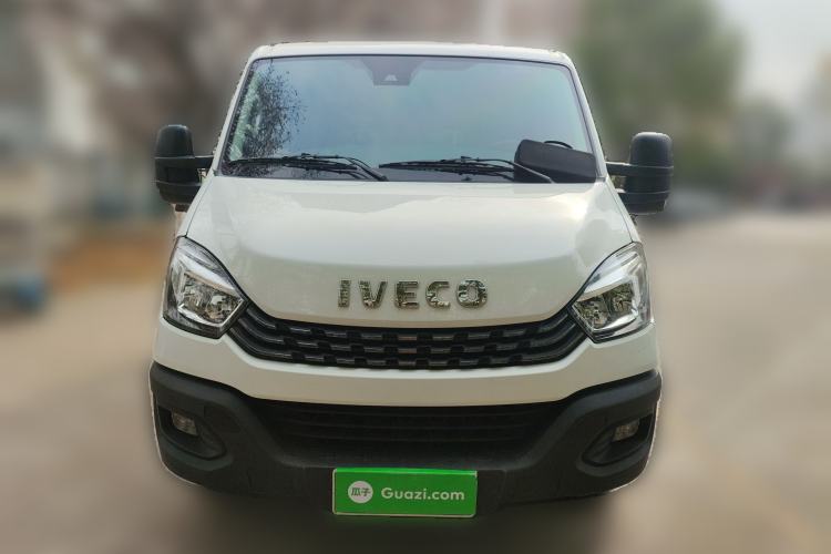 Used Iveco Eurocargo 2021 3.0T Automatic Chao Rui Short Wheelbase Low-Roof Side-Sliding Door F1C Exterior 1