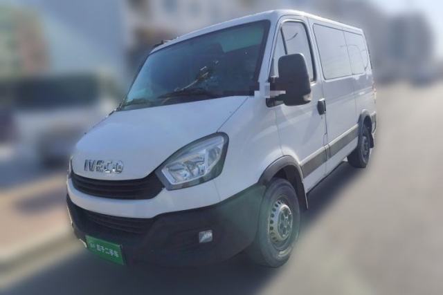 Used Iveco Eurocargo 2021 2.0T Manual Super-Rui Short Wheelbase Low-Roof Side-Hinged Door F1A