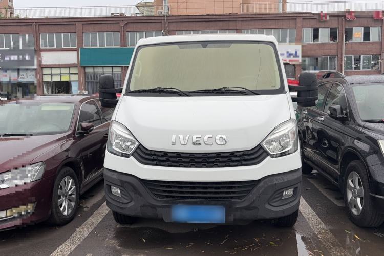 Used Iveco Eurocargo 2021 2.0T Manual Super-Rui Short Wheelbase Low-Roof Side-Hinged Door F1A Front