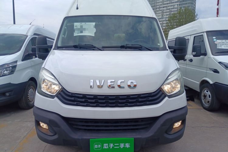 Used Iveco Eurocargo 2021 2.0T Manual Super-Rui Short Wheelbase High-Roof Side-Sliding Door F1A Front