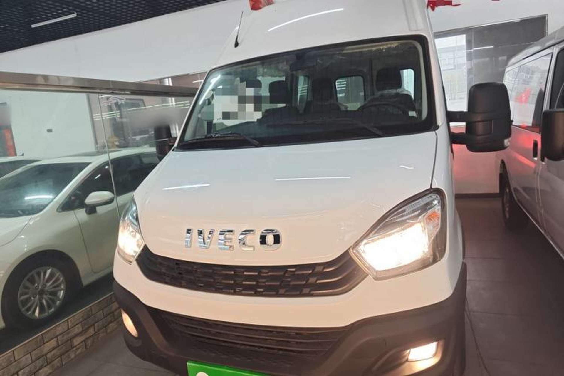 Used Iveco Eurocargo 2021 2.0T Manual Super-Rui Short Wheelbase High-Roof Side-Sliding Door F1A Front