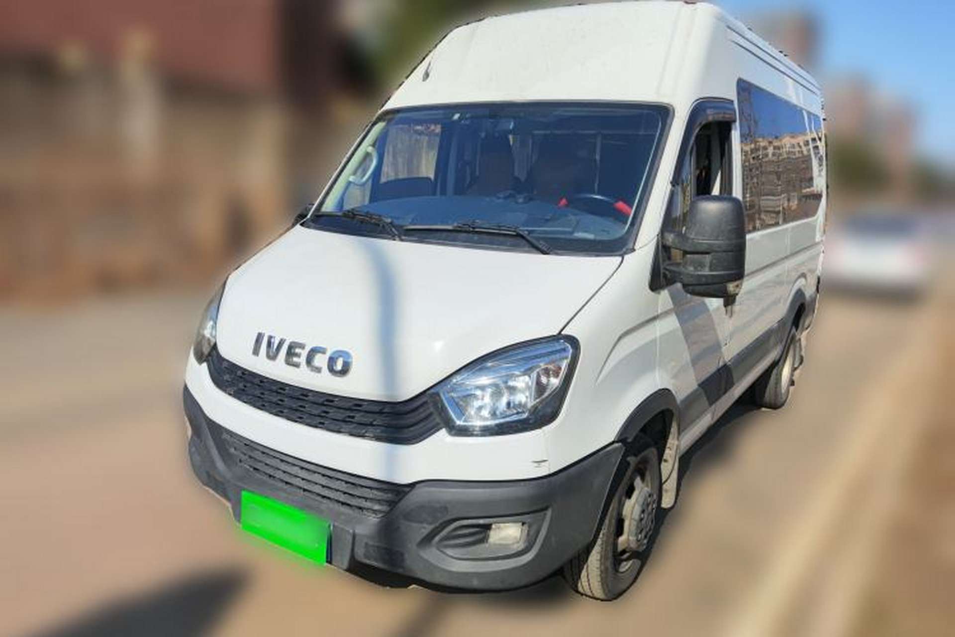 Used Iveco Eurocargo 2021 2.0T Manual Super Rui Long Wheelbase Short Overhang High Roof Side-Sliding Door F1A Front Left 45 Deg