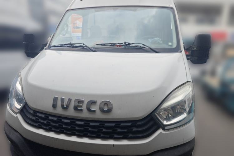 Used Iveco Eurocargo 2021 2.0T Manual - Yunrui Long Wheelbase Short Overhang High Roof Manual Doors – F1A Front