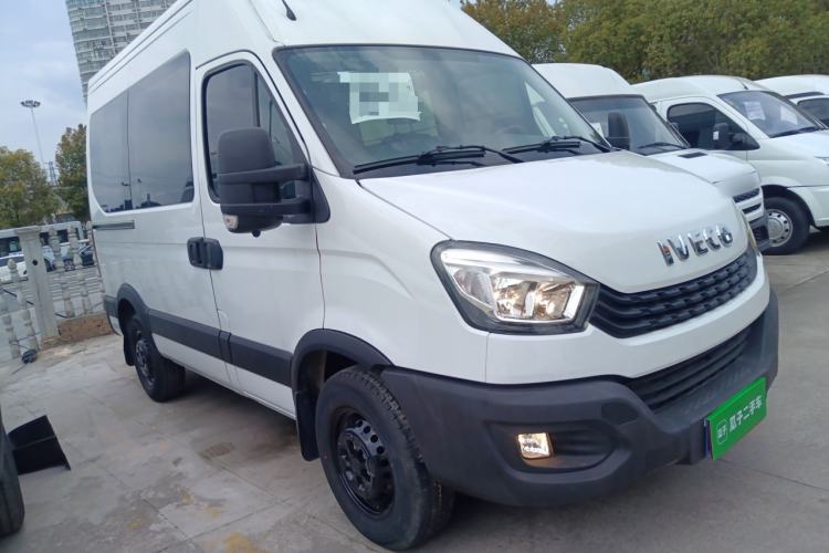 Used Iveco Eurocargo 2021 2.0T Manual Super-Rui Short Wheelbase High-Roof Side-Sliding Door F1A Front Right 45 Deg