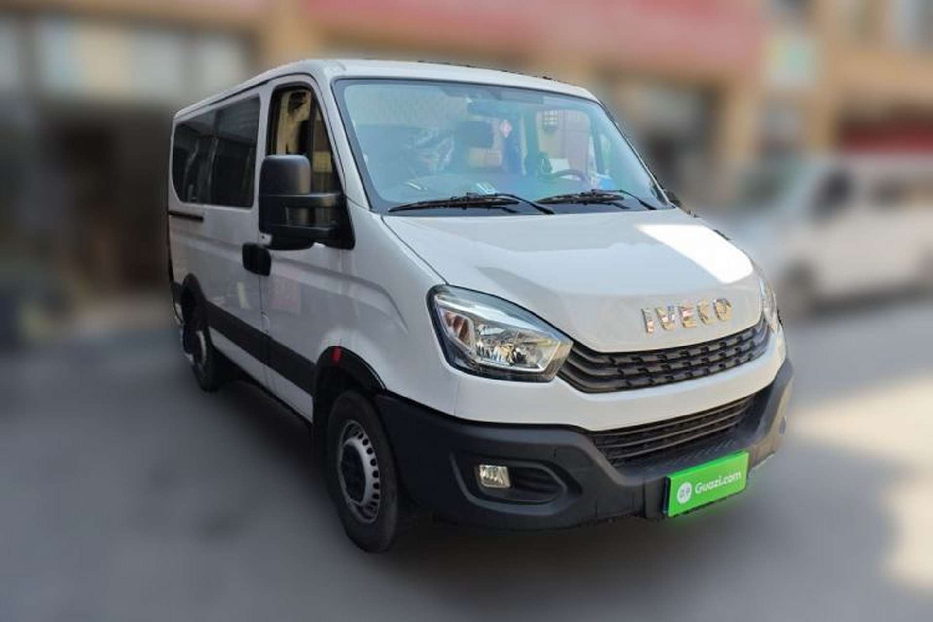 Used Iveco Eurocargo 2021 2.0T Manual Super-Rui Short Wheelbase Low-Roof Side-Hinged Door F1A Front Right 45 Deg