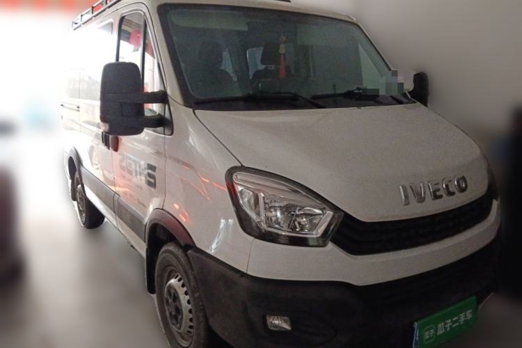 Used Iveco Eurocargo 2021 2.0T Manual Super-Rui Short Wheelbase Low-Roof Side-Hinged Door F1A Front Right 45 Deg