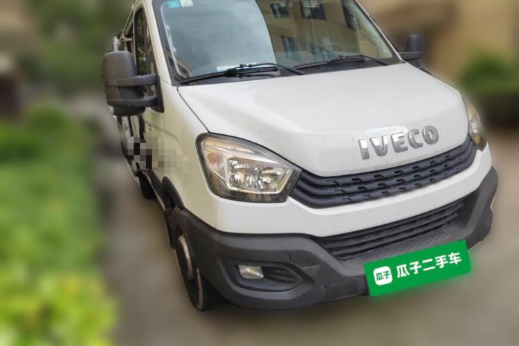 Used Iveco Eurocargo 2021 2.0T Manual Super-Rui Short Wheelbase Low-Roof Side-Hinged Door F1A Front Right 45 Deg