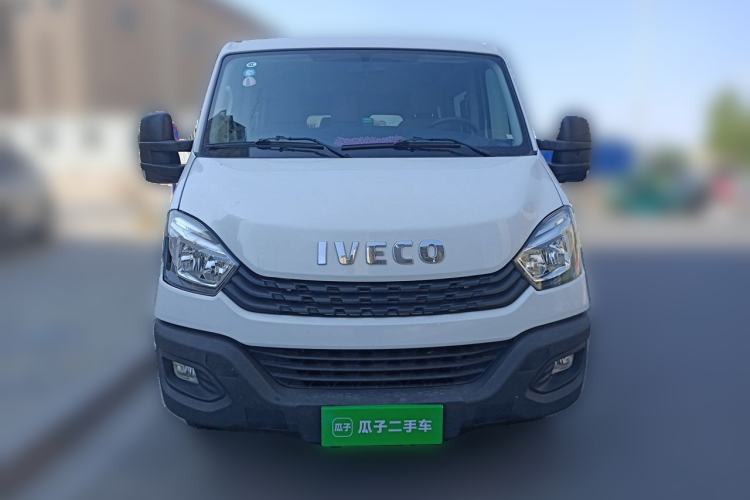 Used Iveco Eurocargo 2021 2.0T Manual Super-Rui Short Wheelbase Low-Roof Side-Hinged Door F1A Front