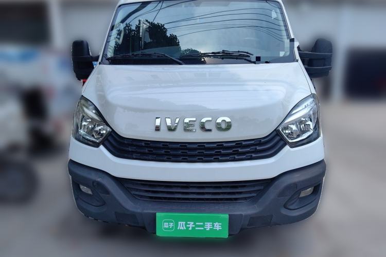 Used Iveco Eurocargo 2021 2.0T Manual Super-Rui Short Wheelbase Low-Roof Side-Hinged Door F1A Front