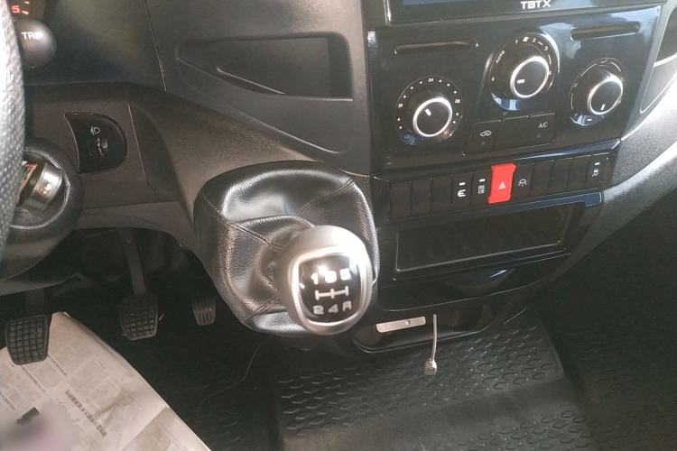 Used Iveco Eurocargo 2021 2.0T Manual Super-Rui Short Wheelbase Low-Roof Side-Hinged Door F1A Gear Lever