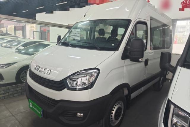Used Iveco Eurocargo 2021 2.0T Manual Super-Rui Short Wheelbase High-Roof Side-Sliding Door F1A