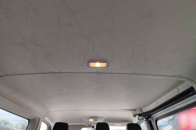 Used Iveco Eurocargo 2021 2.0T Manual Super-Rui Short Wheelbase Low-Roof Side-Hinged Door F1A Headliner