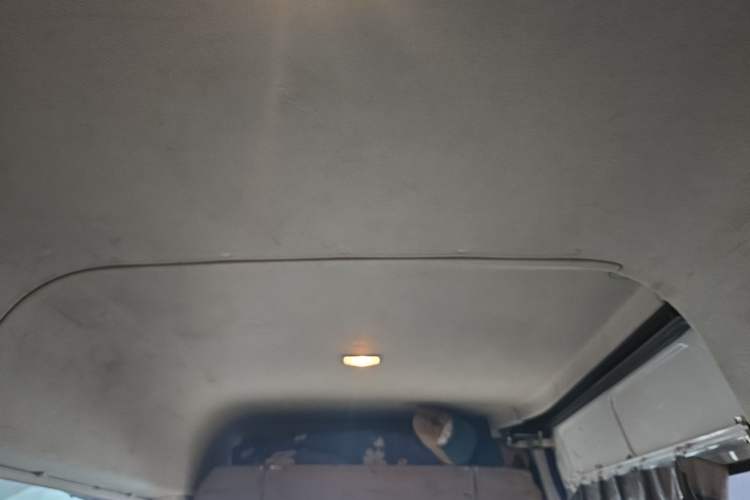 Used Iveco Eurocargo 2021 2.0T Manual Super-Rui Long Wheelbase Short Overhang High Roof Manual Doors F1A Headliner