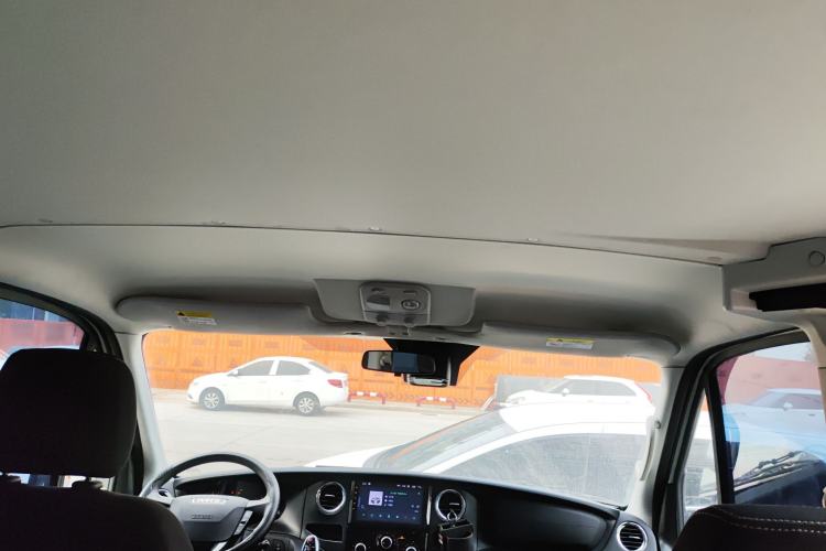 Used Iveco Eurocargo 2021 3.0T Automatic Chao Rui Short Wheelbase Low-Roof Side-Sliding Door F1C Headliner