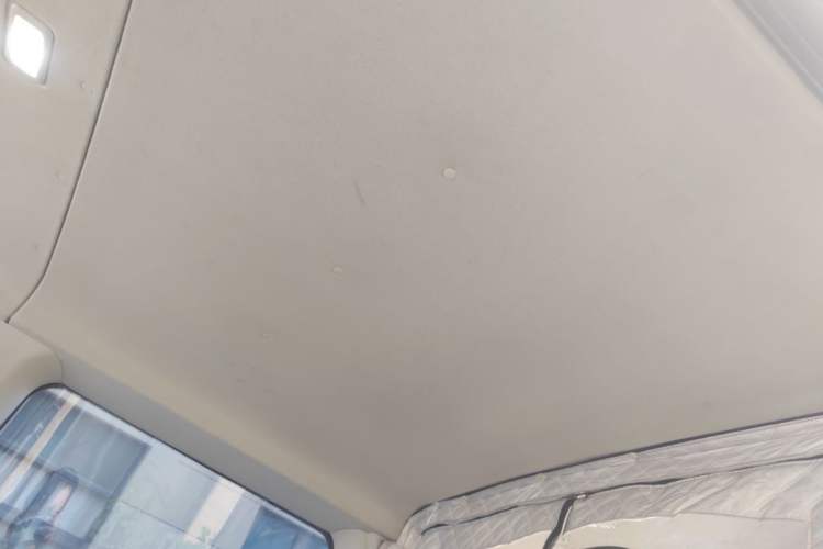Used Iveco Eurocargo 2021 2.0T Manual Super-Rui Short Wheelbase Low-Roof Side-Hinged Door F1A Headliner
